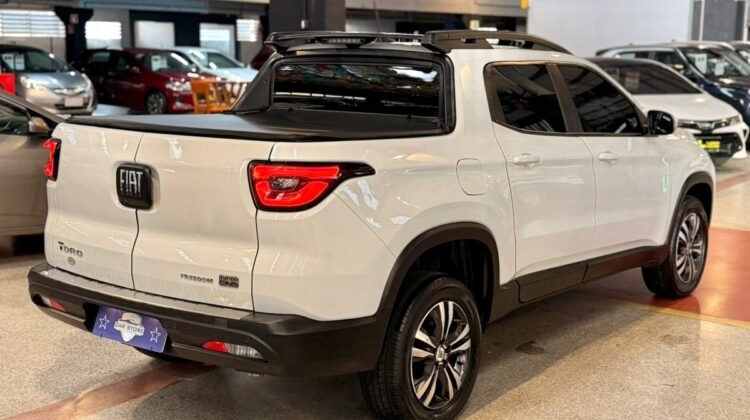 FIAT TORO 1.3 TURBO 270 FLEX FREEDOM AT6