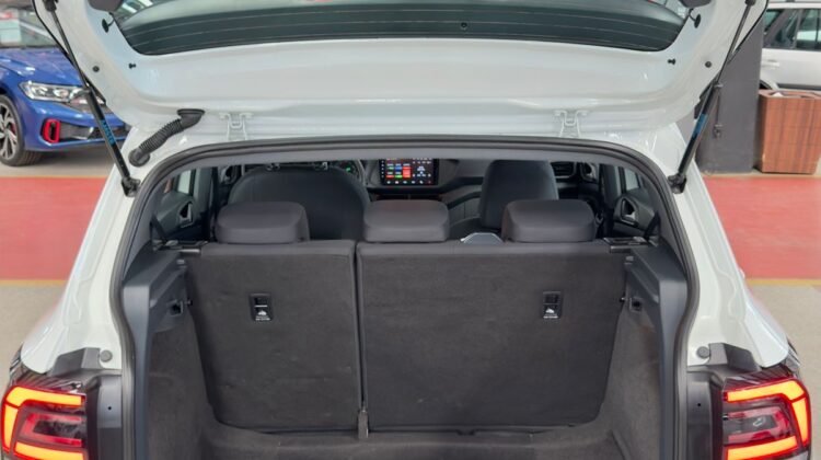 VOLKSWAGEN T-CROSS 1.0 200 TSI TOTAL FLEX SENSE AUTOMÁTICO