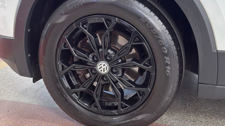 VOLKSWAGEN T-CROSS 1.0 200 TSI TOTAL FLEX SENSE AUTOMÁTICO