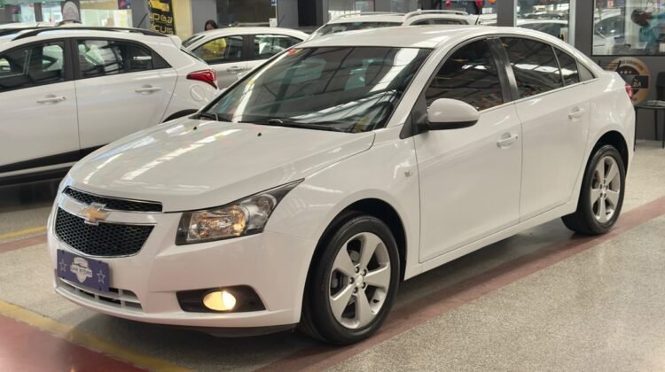 CHEVROLET CRUZE 1.8 LT 16V FLEX 4P AUTOMÁTICO