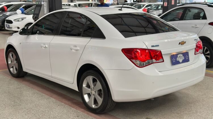CHEVROLET CRUZE 1.8 LT 16V FLEX 4P AUTOMÁTICO