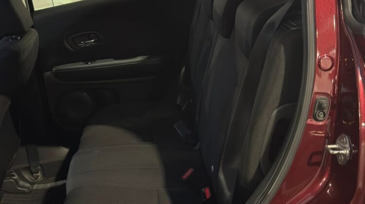 HONDA HR-V 1.8 16V FLEX LX 4P MANUAL