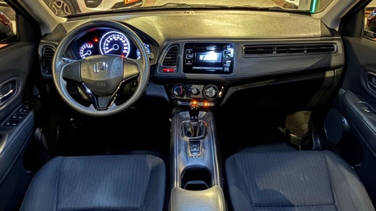 HONDA HR-V 1.8 16V FLEX LX 4P MANUAL