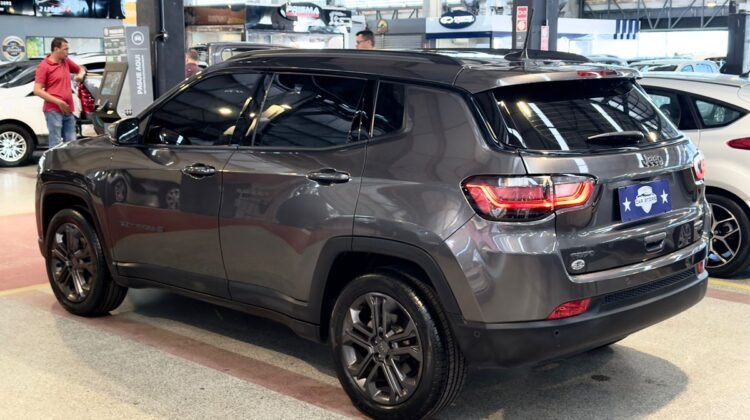 JEEP COMPASS 1.3 T270 TURBO FLEX LONGITUDE AT6