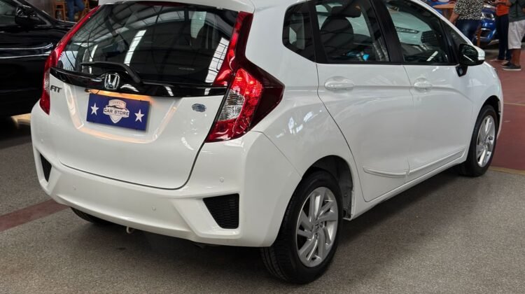 HONDA FIT 1.5 LX 16V FLEX 4P AUTOMÁTICO