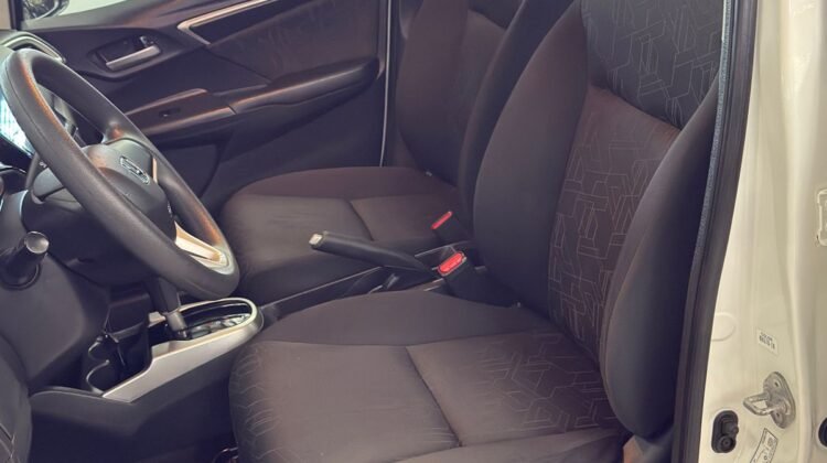 HONDA FIT 1.5 LX 16V FLEX 4P AUTOMÁTICO