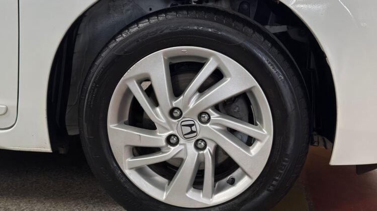 HONDA FIT 1.5 LX 16V FLEX 4P AUTOMÁTICO