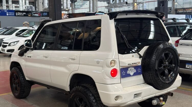 PAJERO TR4 4X4 FLEX AUTOMÁTICA