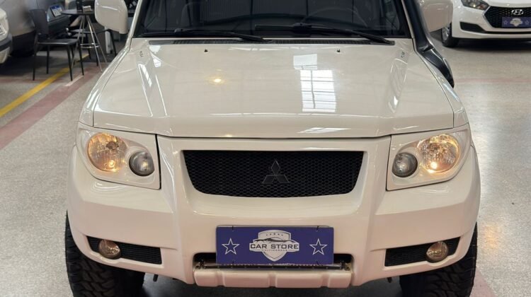 PAJERO TR4 4X4 FLEX AUTOMÁTICA