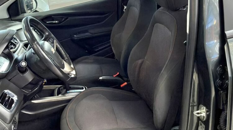 CHEVROLET ONIX 1.4 MPFI LTZ 8V FLEX 4P AUTOMÁTICO