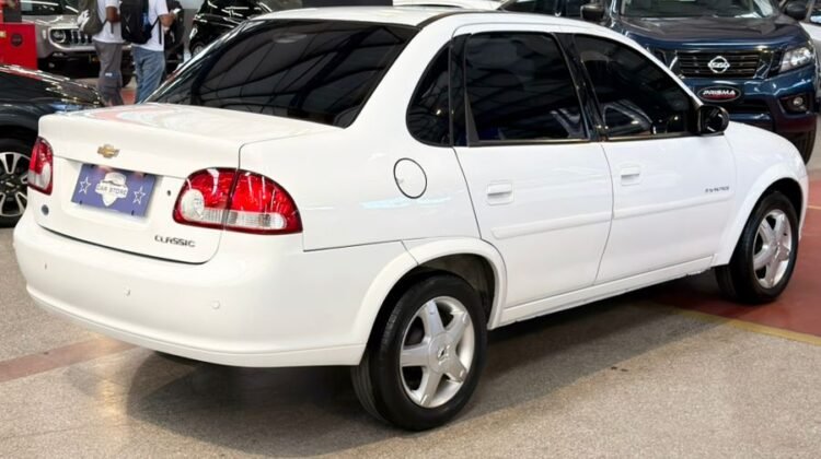 CHEVROLET CLASSIC 1.0 MPFI ADVANTAGE 8V FLEX 4P MANUAL