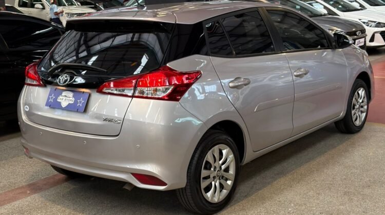TOYOTA YARIS 1.3 16V FLEX XL LIVE MANUAL