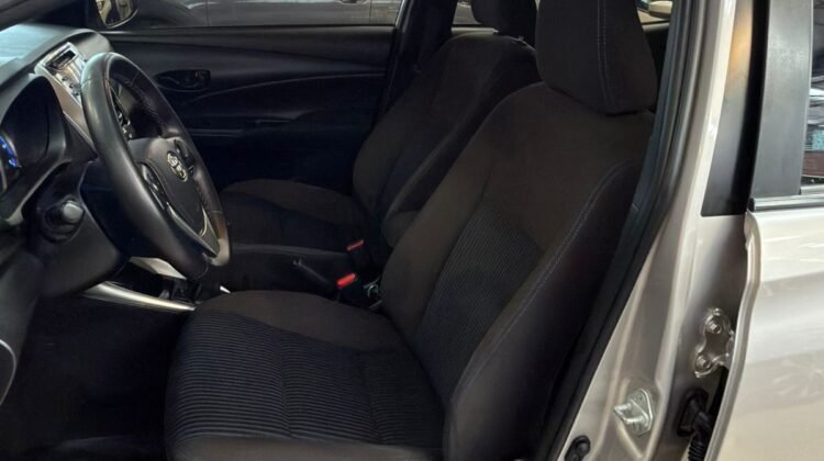 TOYOTA YARIS 1.3 16V FLEX XL LIVE MANUAL