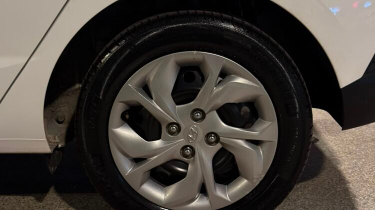 HYUNDAI HB20 1.0 12V FLEX COMFORT PLUS MANUAL