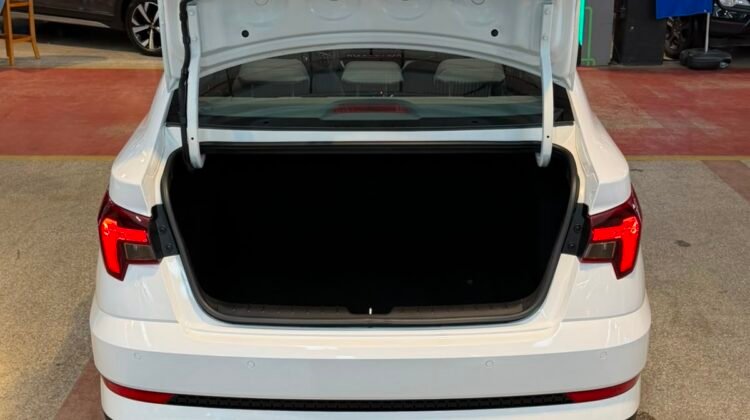 HYUNDAI HB20S 1.0 TGDI FLEX COMFORT PLUS AUTOMÁTICO